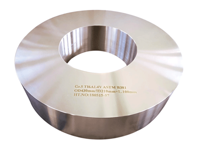 GR5 titāna gredzens